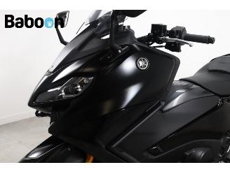 Yamaha  XP 650 T-MAX 560 TechMAX ABS picture 9