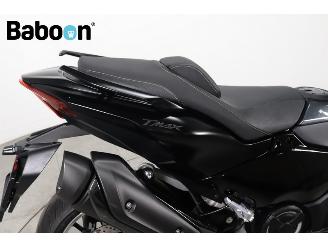 Yamaha  XP 650 T-MAX 560 TechMAX ABS picture 17