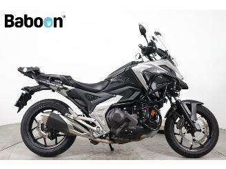 krockskadad bil motor Honda  NC 750 X DCT C- ABS 2021/6