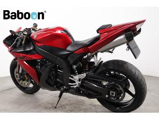Yamaha  YZF-R1 picture 4