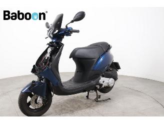 Piaggio  Zip 45KM picture 6