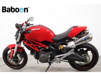 Ducati  Monster 696 picture 3