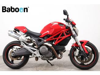 Ducati  Monster 696 picture 1