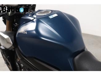 Honda CB 650 RA picture 10