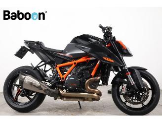 KTM 1290 Super Duke R ABS picture 1