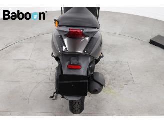 Piaggio  Zip 45KM picture 14