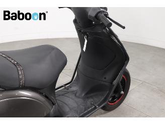 Piaggio  Zip 45KM picture 12