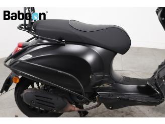 Vespa  Sprint 45KM picture 11