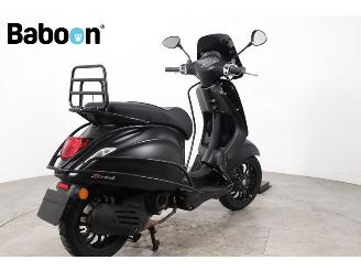 Vespa  Sprint 45KM picture 2