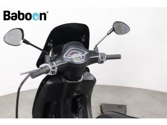 Vespa  Sprint 45KM picture 18