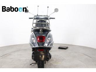 Vespa  Primavera 45KM picture 3