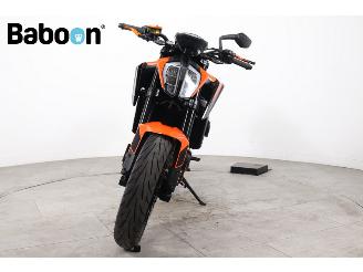 KTM  890 Duke ABS picture 3