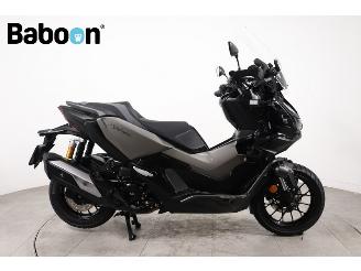 Honda  ADV 350 picture 1