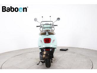 Vespa  Elettrica 45KM picture 7