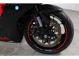 Honda CBR 1000 RR Fireblade picture 19