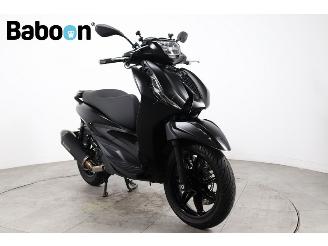 Piaggio  400 Beverly S HPE picture 2