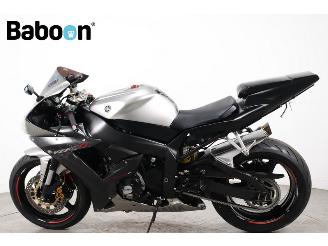 Yamaha  YZF-R1 picture 5