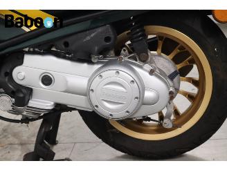 Vespa  Sprint 45KM picture 17