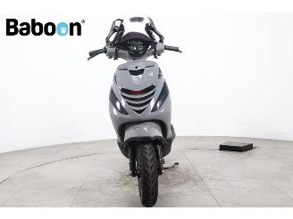 Piaggio  Zip 45KM picture 7