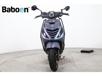 Piaggio  Zip 45KM picture 7