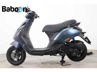Piaggio  Zip 45KM picture 5