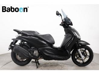 skadebil motor Piaggio Beverly 350 Sport Touring ABS 2019/3