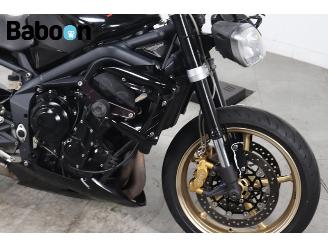 Triumph Street Triple R picture 10