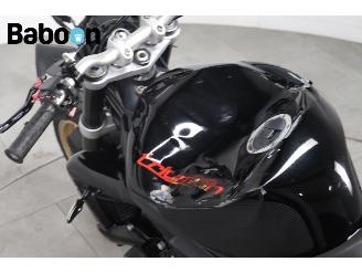 Triumph Street Triple R picture 16