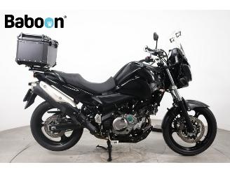 damaged passenger cars Suzuki DL 650 V-Strom ABS 2012/6