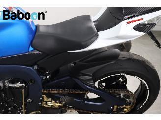 Suzuki  GSX-R 750 picture 24