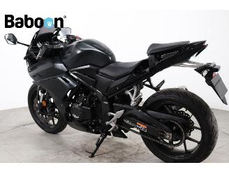 Honda  CBR 500 RA picture 4