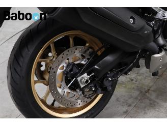 Yamaha  XP 560 T-MAX Tech MAX ABS picture 14