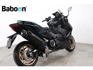 Yamaha  XP 560 T-MAX Tech MAX ABS picture 2
