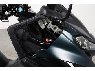 Yamaha  XP 560 T-MAX Tech MAX ABS picture 10