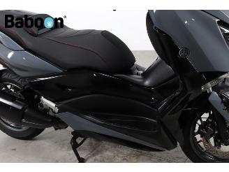 Yamaha  X-MAX 300 Tech Max ABS picture 13