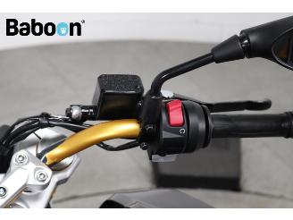 BMW G 310 R  picture 21