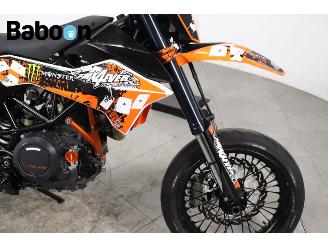 KTM 690 SMC  picture 10
