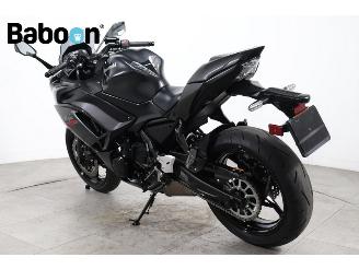 Kawasaki Ninja 650  picture 2