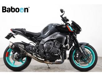 krockskadad bil motor Yamaha MT-10 ABS 2024/1