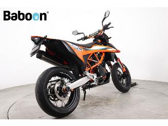 KTM 690 SMC R picture 6