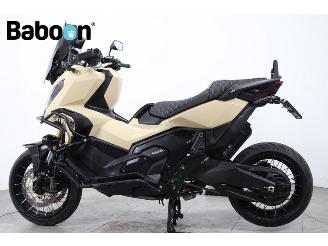 Honda  X-ADV picture 5