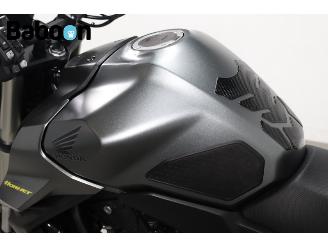 Honda CB 750 Hornet picture 11