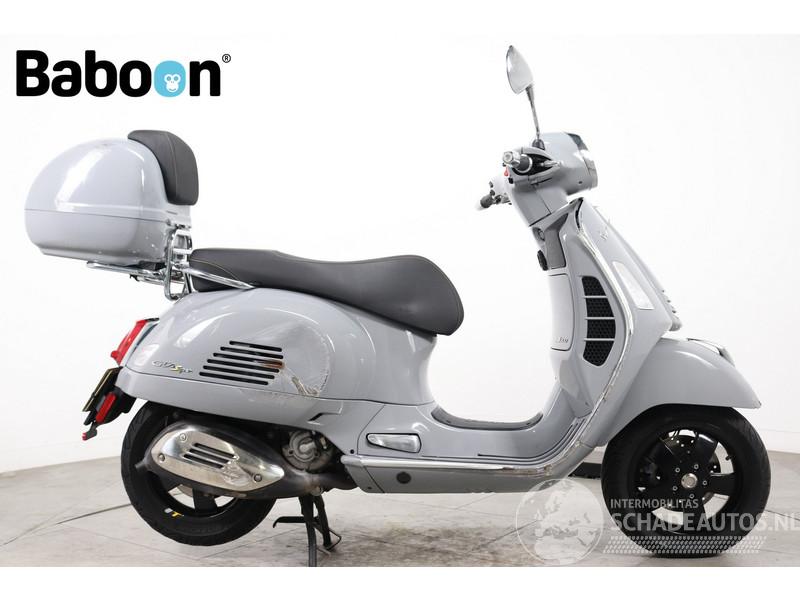 Vespa  GTS 300 Super Notte ABS