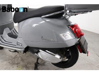 Vespa  GTS 300 Super Notte ABS picture 9