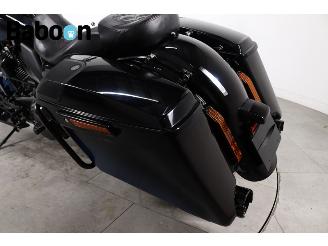 Harley-Davidson  FLTRXSE CVO Road Glide picture 9