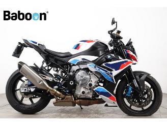 krockskadad bil auto BMW Space-star M 1000 R 2023/6