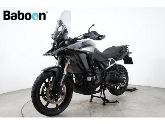 Suzuki  V-Strom 800 picture 4