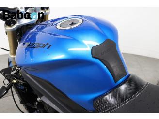 Triumph Street Triple 675 picture 10