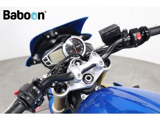 Triumph Street Triple 675 picture 11