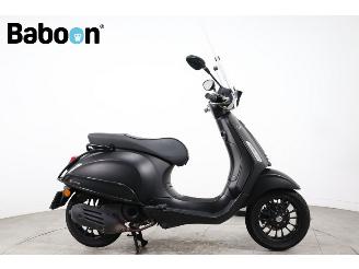 uszkodzony skutery Vespa  Sprint 25KM 2019/5